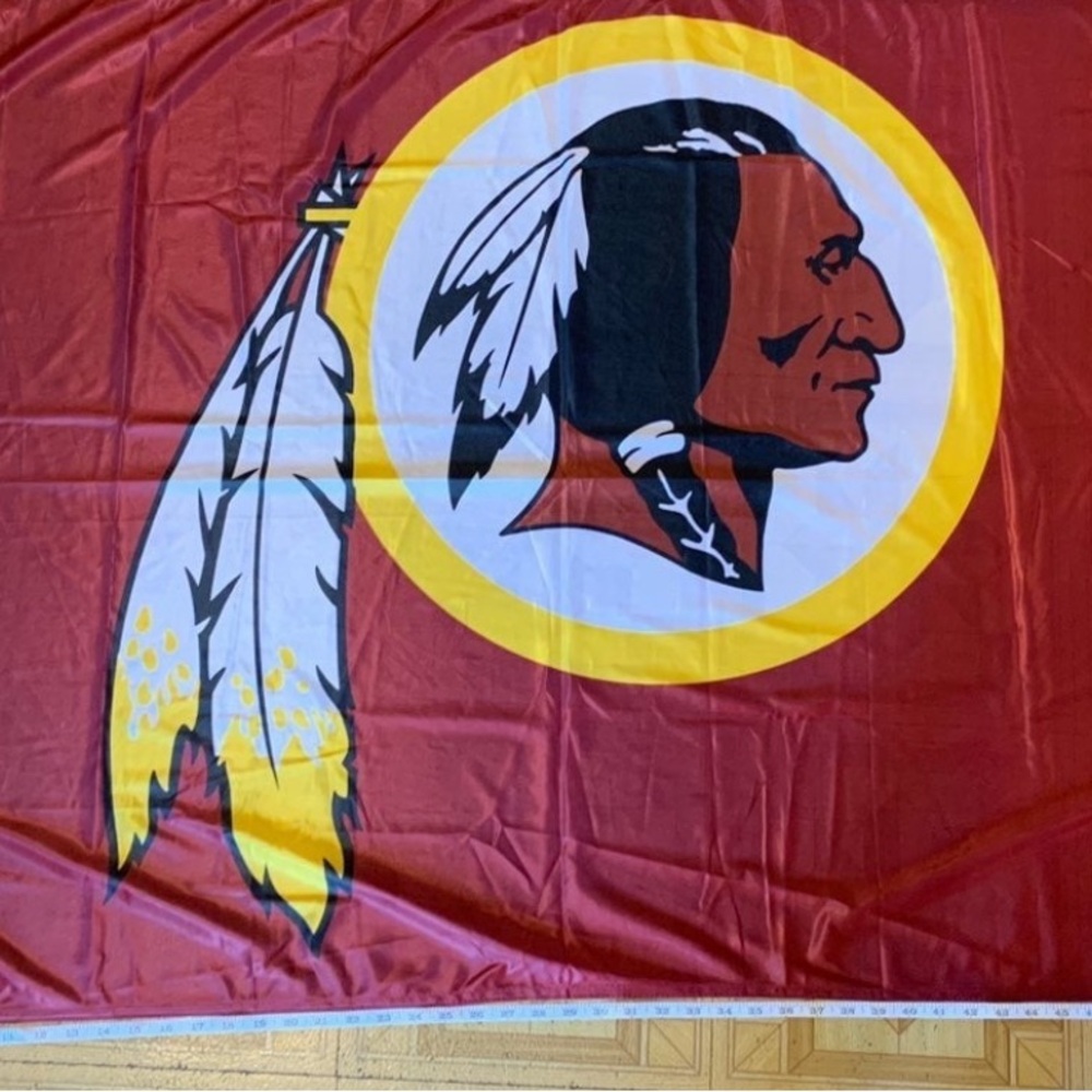 Washington Redskins Flag - Picture 2 of 8